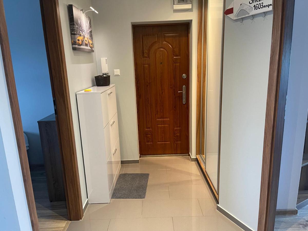 Apartament Z Widokiem Jelenia Gora Luaran gambar